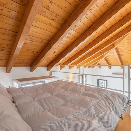 Urban Drift - Flat With Huge Private Terrace Apartment *